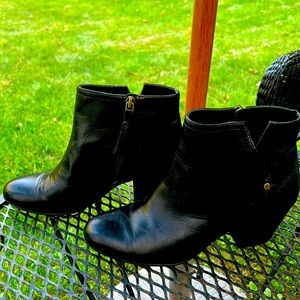 Black, short, Nine West boots. Lightly worn
